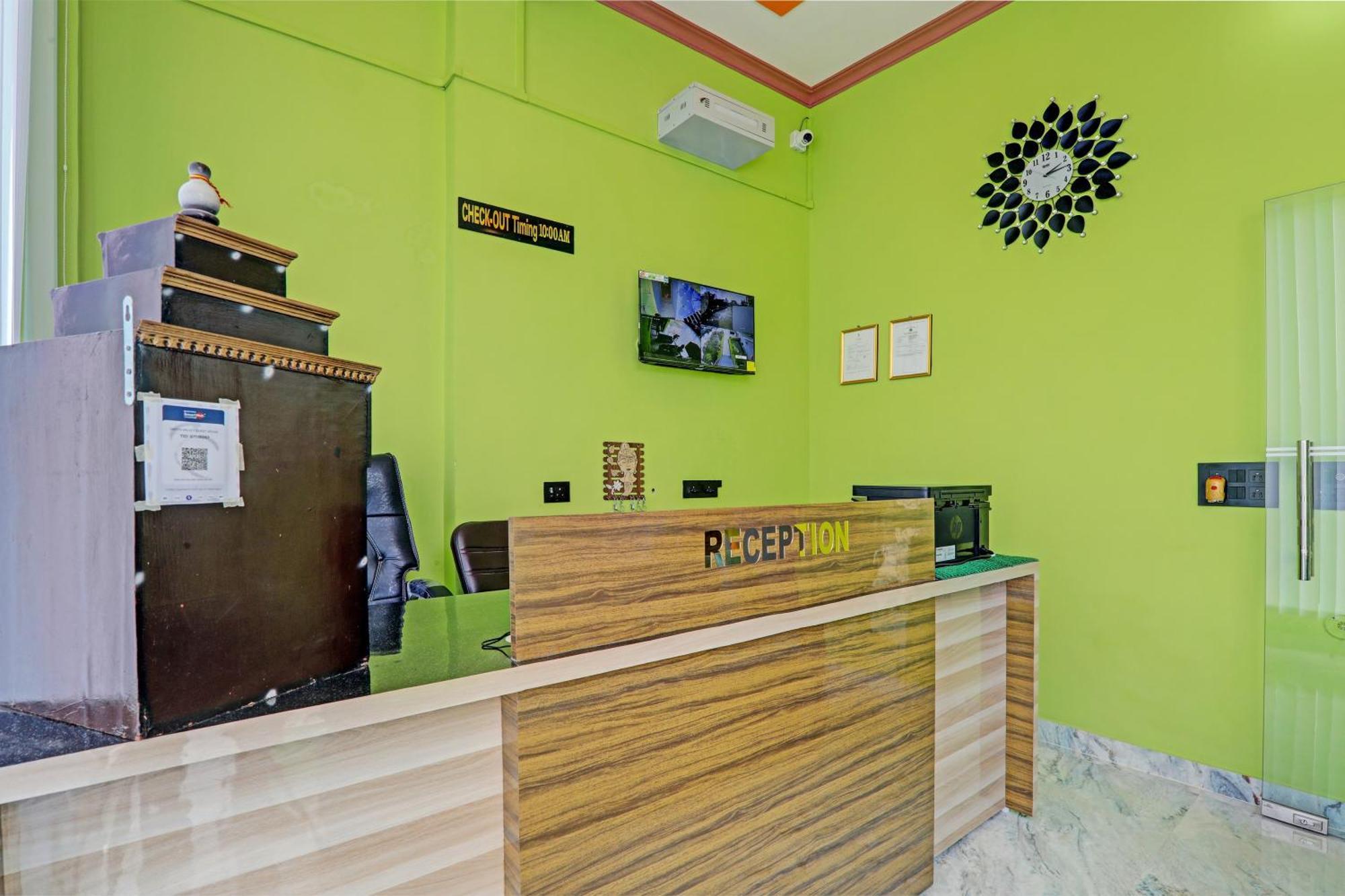 Oyo Green Valley Guest House Sultānpur Exterior foto