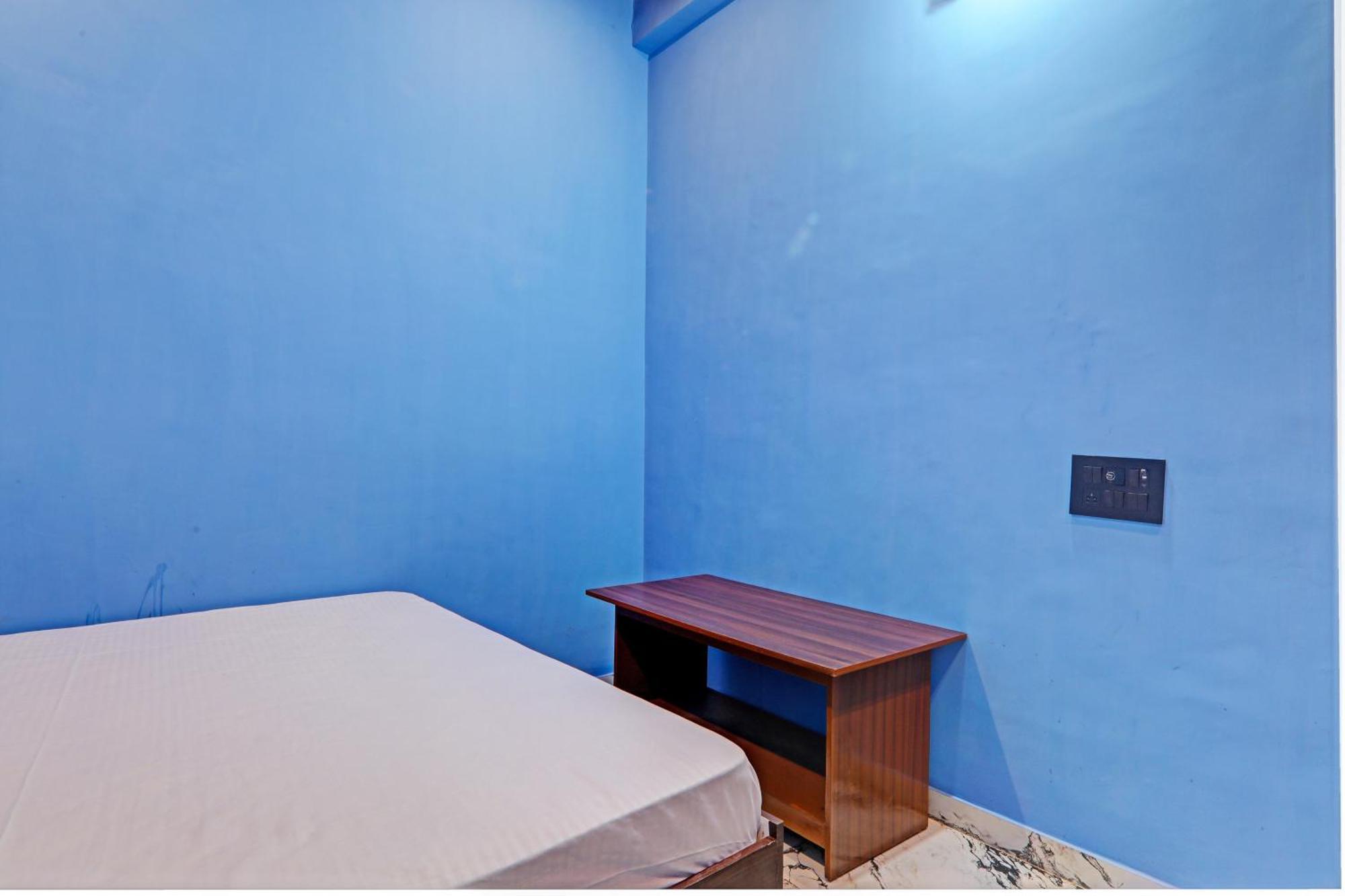 Oyo Green Valley Guest House Sultānpur Exterior foto